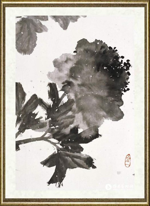 周逢俊_露
